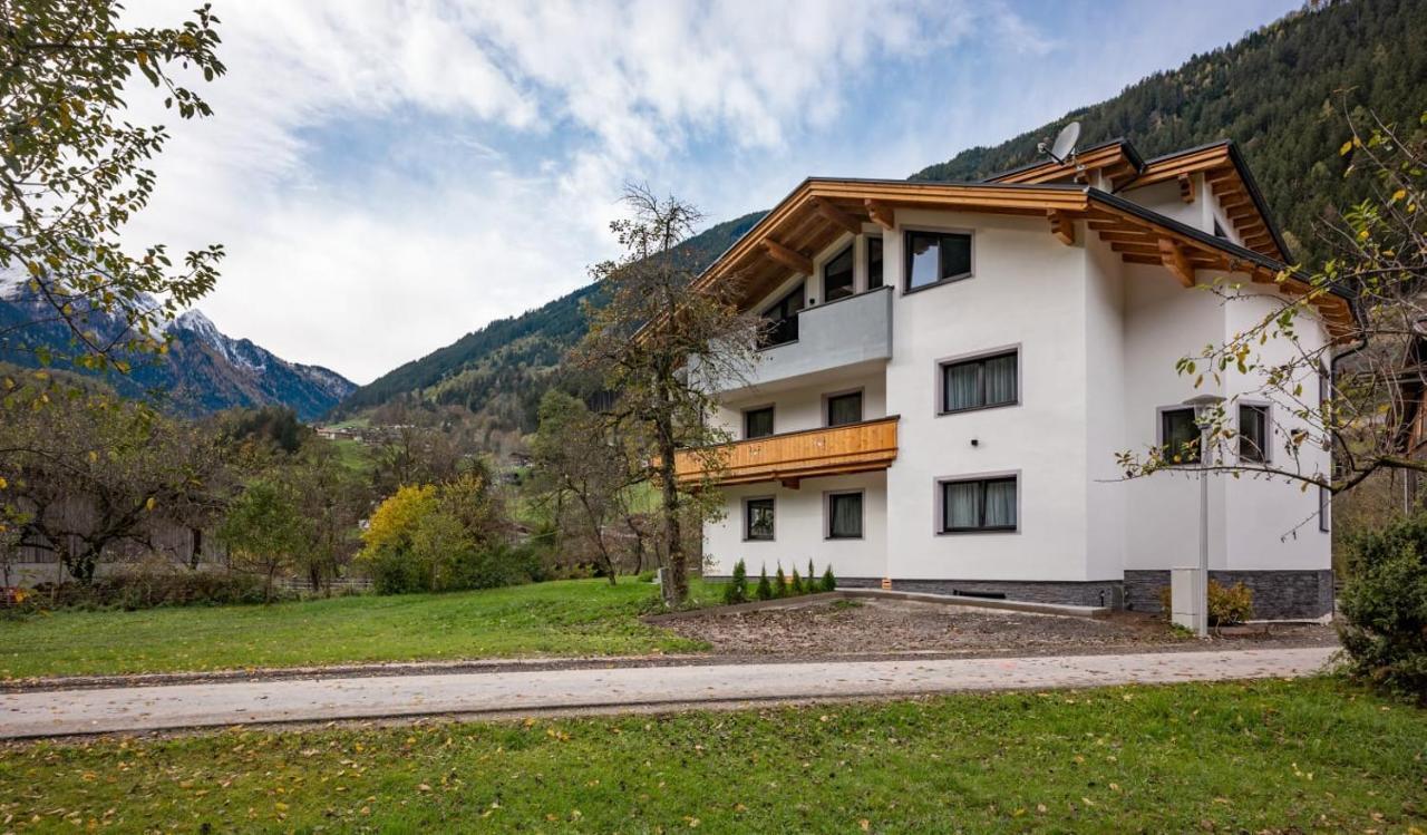 Alpen Apart Michael Mayrhofen Exterior photo